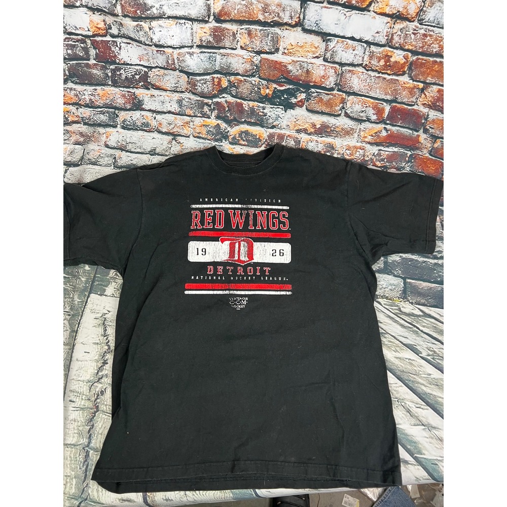 Detroit Red Wings American‎ Vintage Hockey League T Shirt Mens XL Black CCM